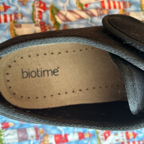 Biotime Orthotic Shoes with Memory Foam Inserts (size 9) - Picture 6 of 7
